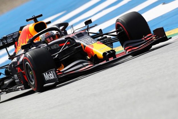 Startopstelling GP Oostenrijk: Hamilton krijgt toch geen straf, Verstappen op P3