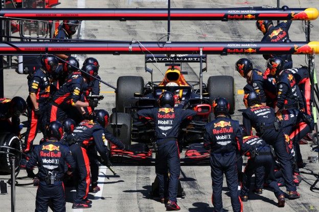 Verstappen: 'Dat maakt Red Bull zo speciaal'
