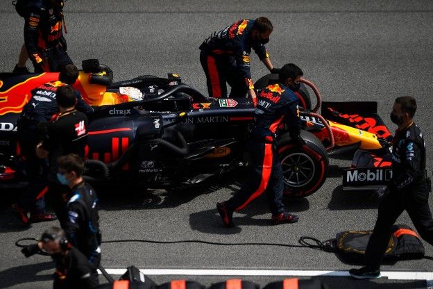Waarom wachtte Red Bull met de eerste pitstop van Verstappen?