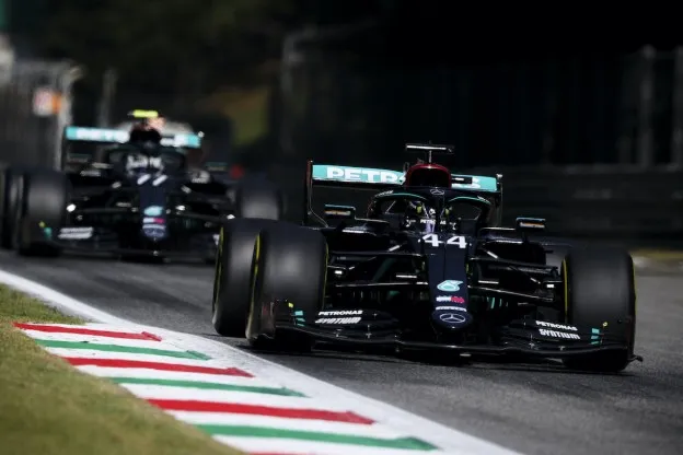 'Ineos en Britse investeerder kopen team Mercedes voor 750 miljoen euro'