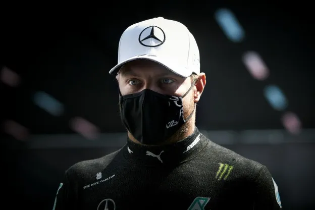 Bottas na P8 in Bahrein: ‘Misschien moet ik een verzameling brokstukken beginnen’