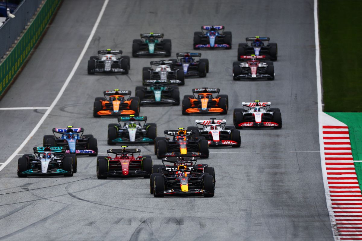 Gesprekken over F1-puntensysteem voor gehele grid: 'Uitbreiden van de punten is iets goeds'