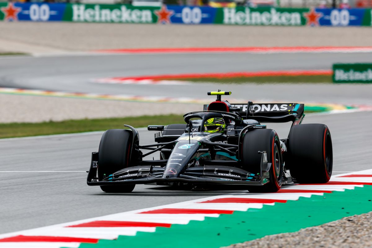 Mercedes moet niet naast de schoenen lopen: 'Leek beter omdat de concurrenten ondermaats presteerden'
