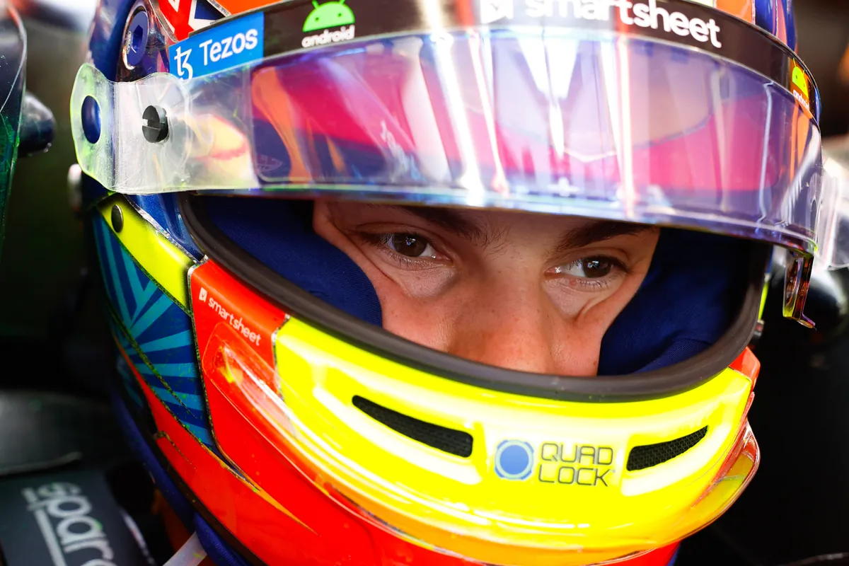 McLaren stopt vertrouwen in Piastri: 'Hopelijk kunnen we dat ooit samen bereiken'