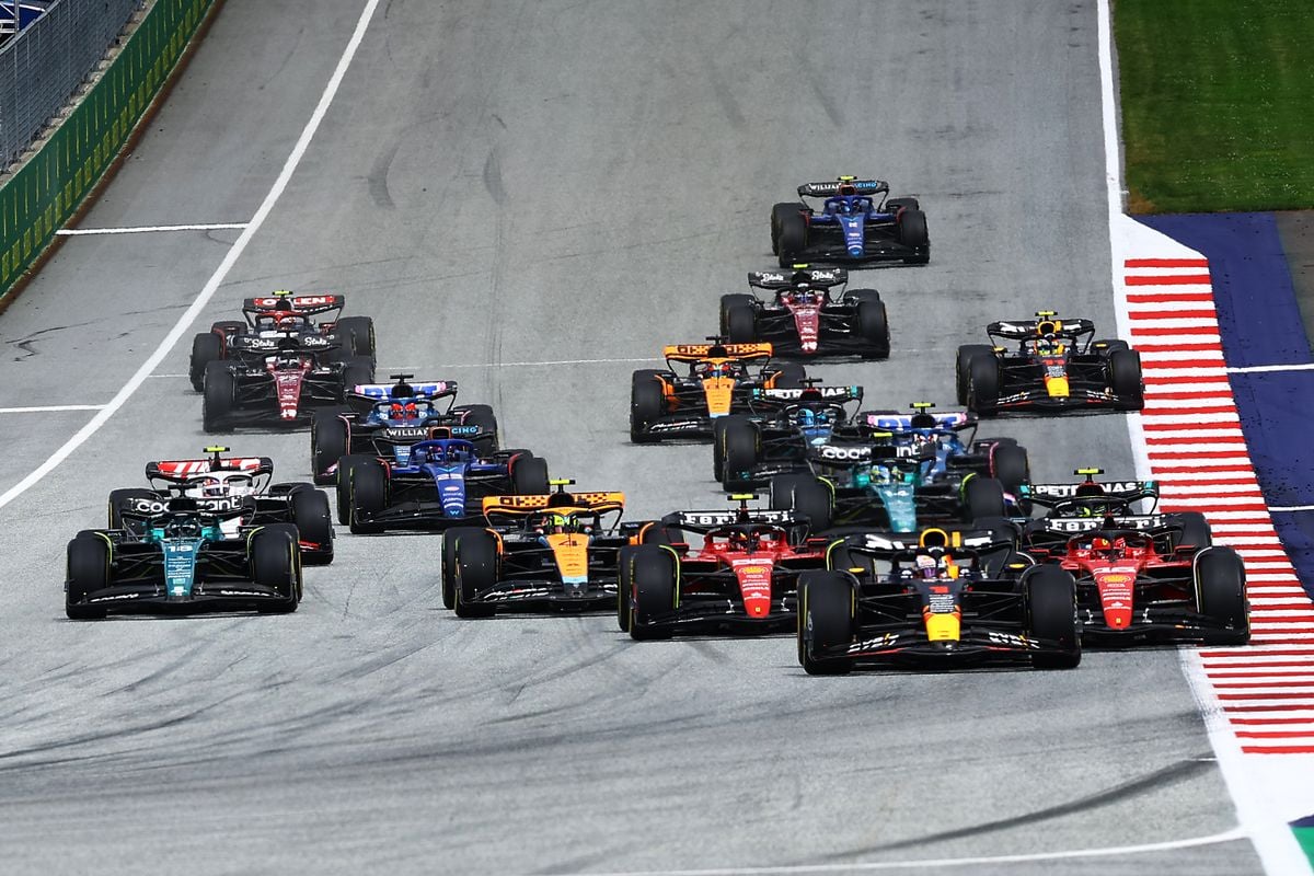 Coulthard blikt vooruit op Oostenrijk en haalt zijn gelijk: 'Mensen zeiden maar: Red Bull, Red Bull!'
