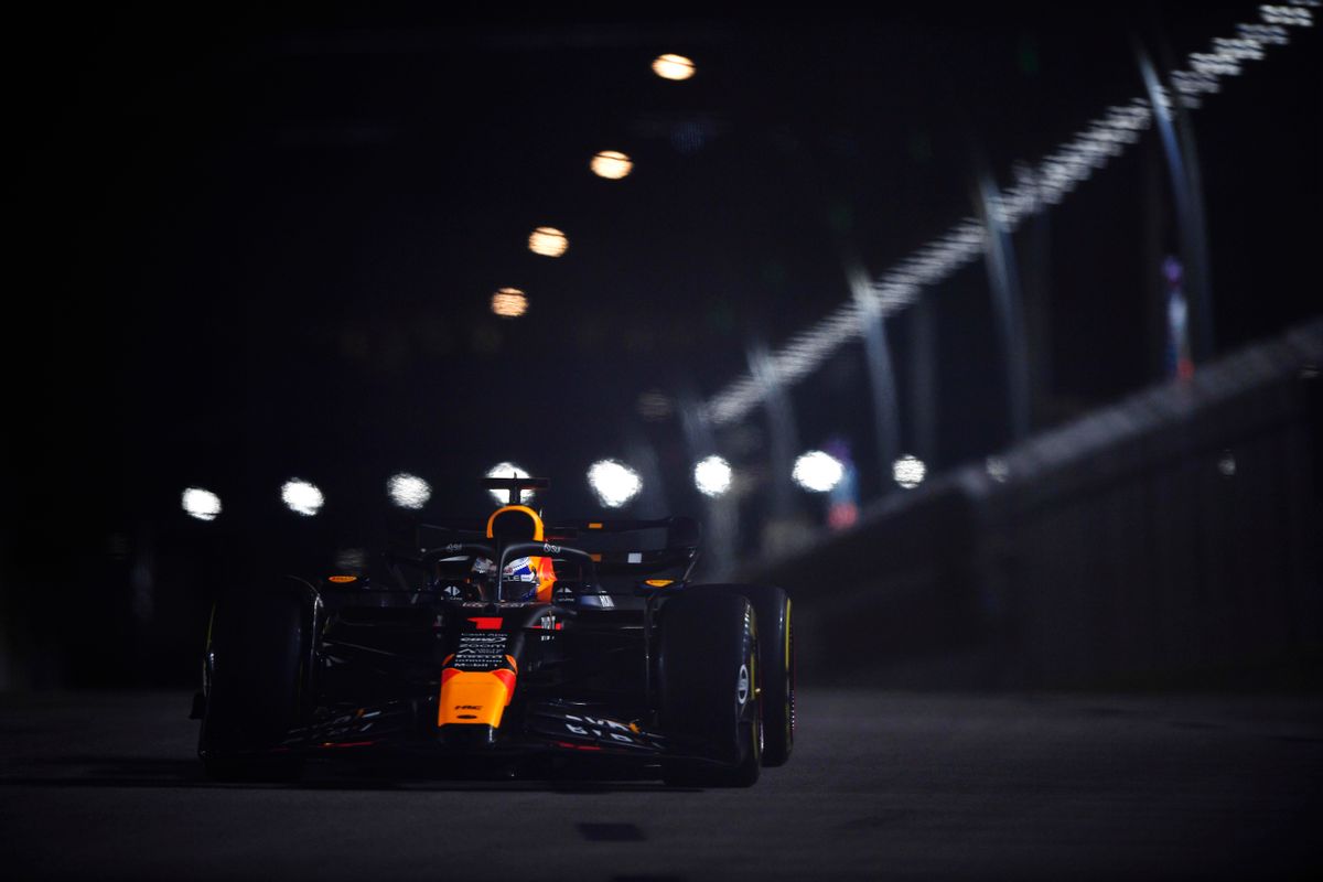 Boordradio's VT3 & Kwalificatie GP Singapore | Verstappen verliest de kalmte na Q2-exit: 'Het was een schokkende ervaring'