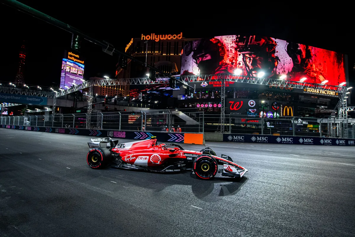 ferrari leclerc sainz lasvegas
