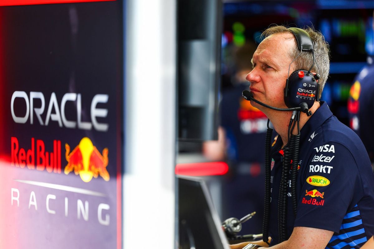 Ondertussen in F1 | Verstappen kiest voor hardhandige aanpak bij spel met Red Bull-engineer