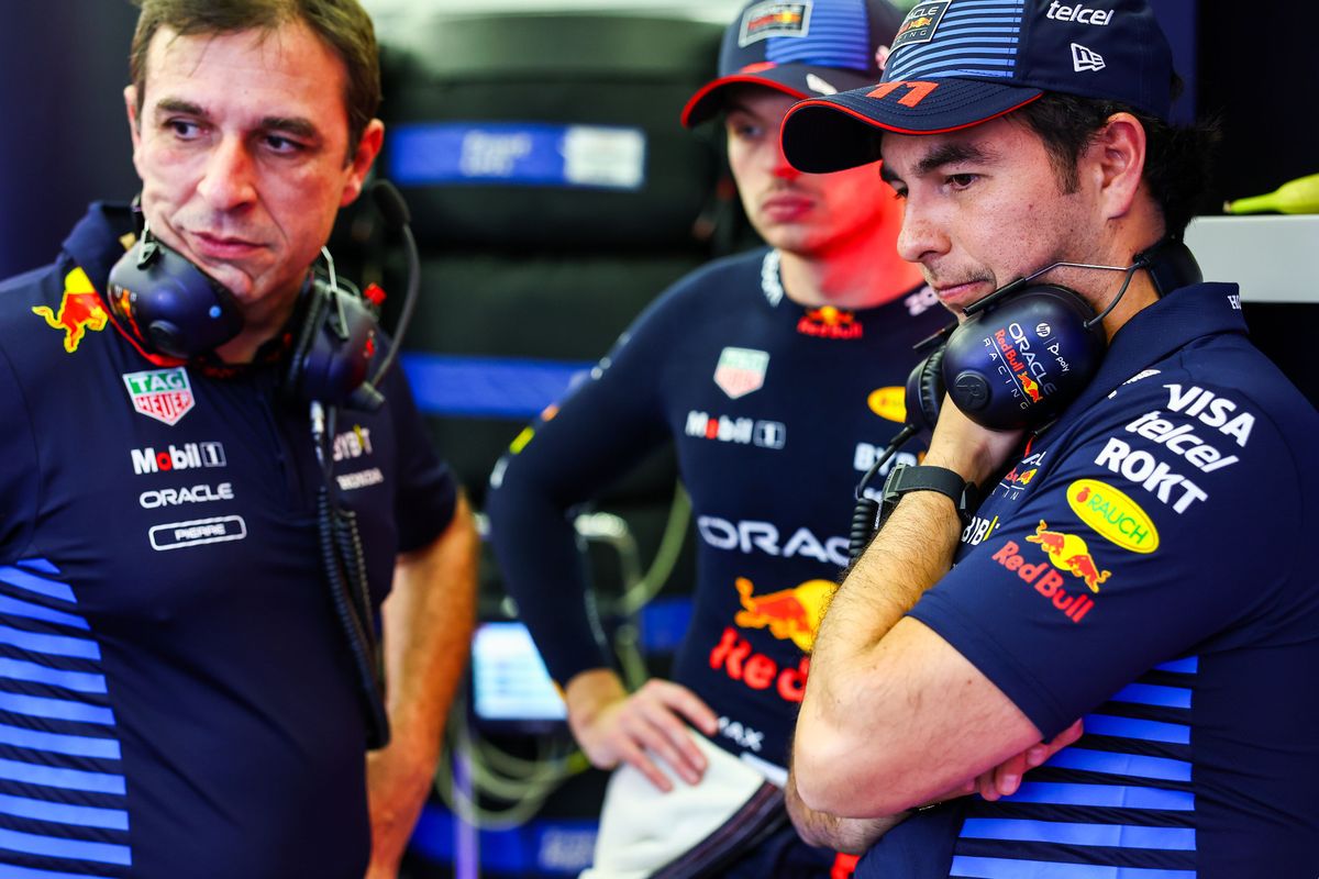 Red Bull ziet Verstappen fouten maken: 'Proberen om hem te helpen'