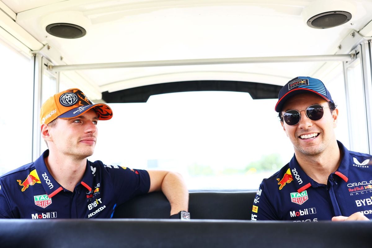 Ondertussen in F1 | Verstappen verpest wafel: 'Zoals jullie zien, ben ik geen goede chef'