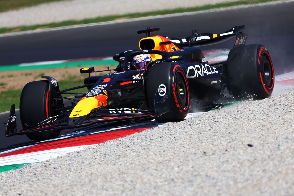 Britse commentator: 'Heeft Verstappen ooit wel eens een fout gemaakt?'