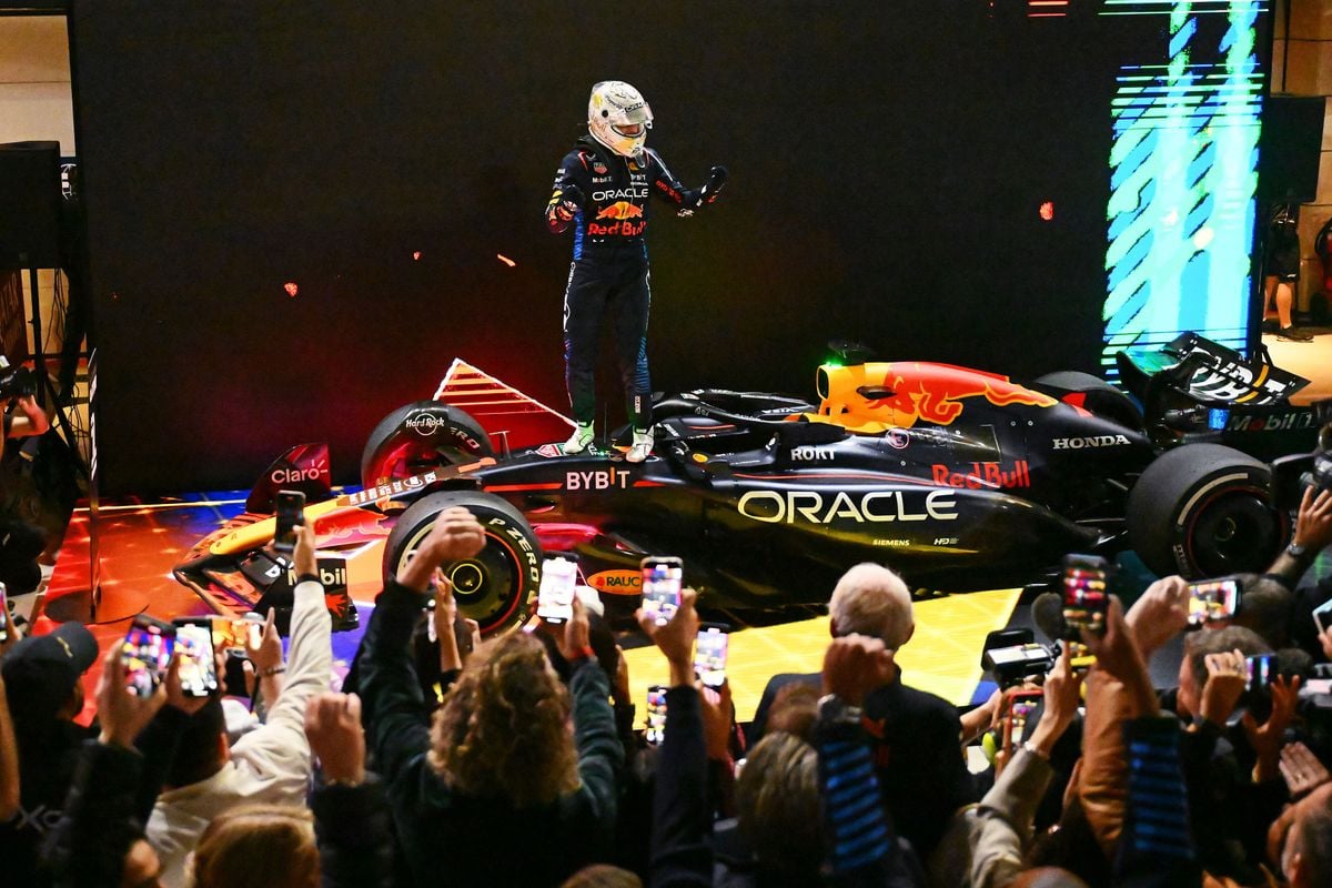 Verstappen organiseert feest voor Red Bull-werknemers met indrukwekkende speech