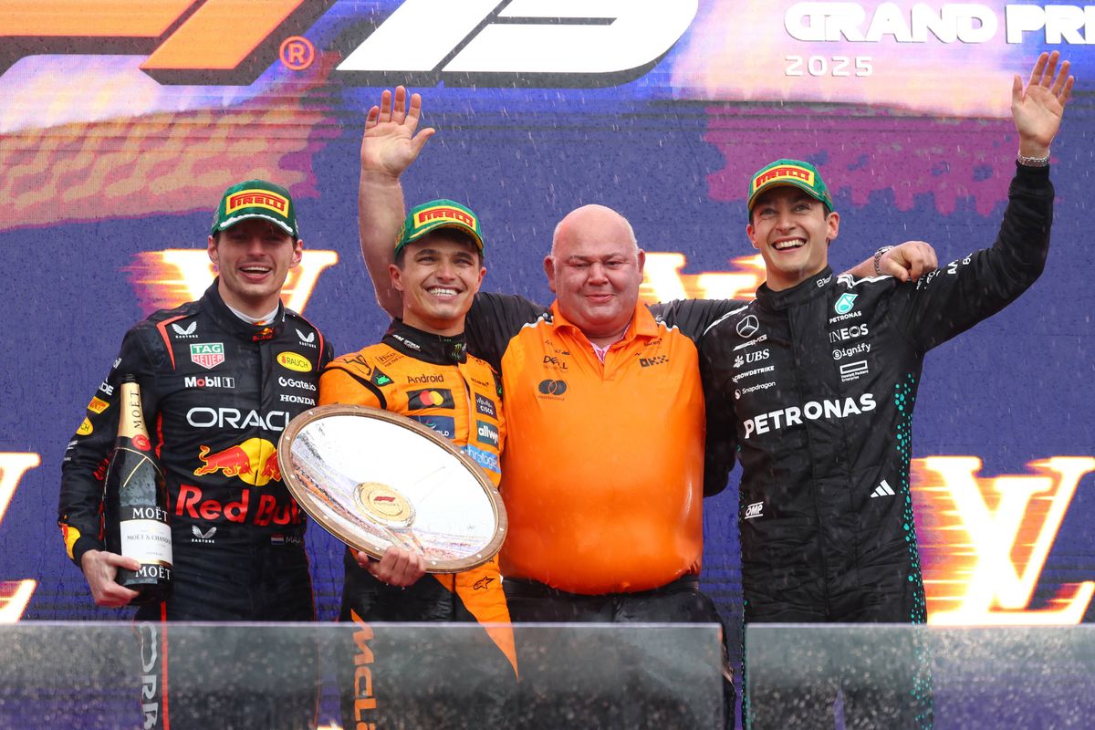 Buitenlandse media zien Verstappen strijden met minder materiaal: 'Magistrale inhaalactie'