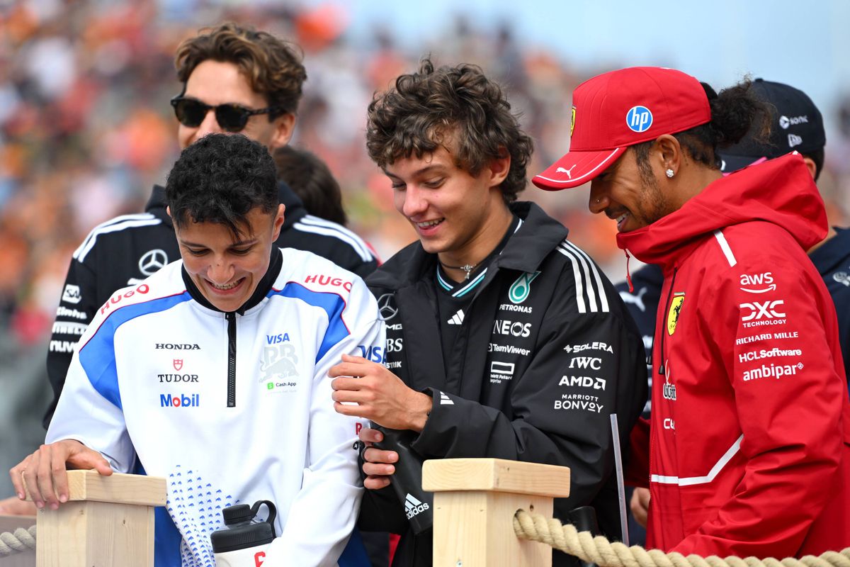 Hadjar geeft de oudjes wat extra ruimte: ‘We moeten hen respecteren'