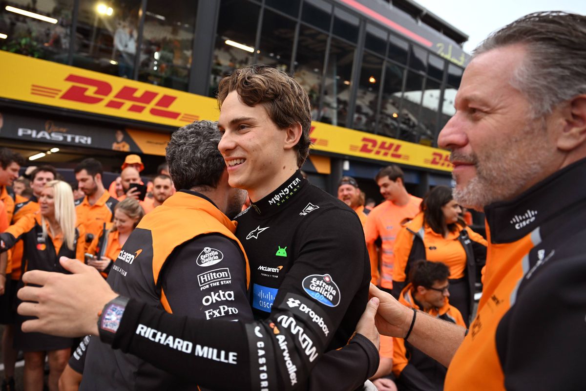 Stella geeft team schouderklopje: "Dit is waarom ze voor McLaren rijden"