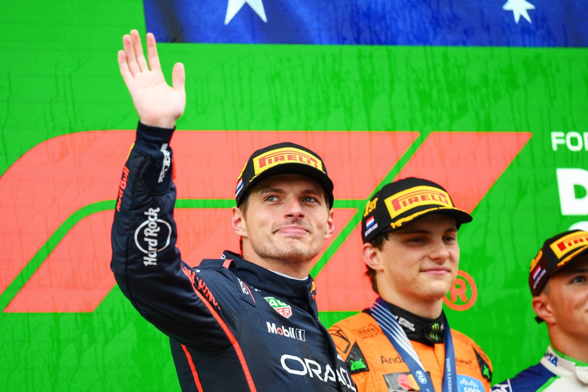 Verstappen zet fans in het zonnetje met speciaal eerbetoon: "Hoop dat ik hen trots kan maken"