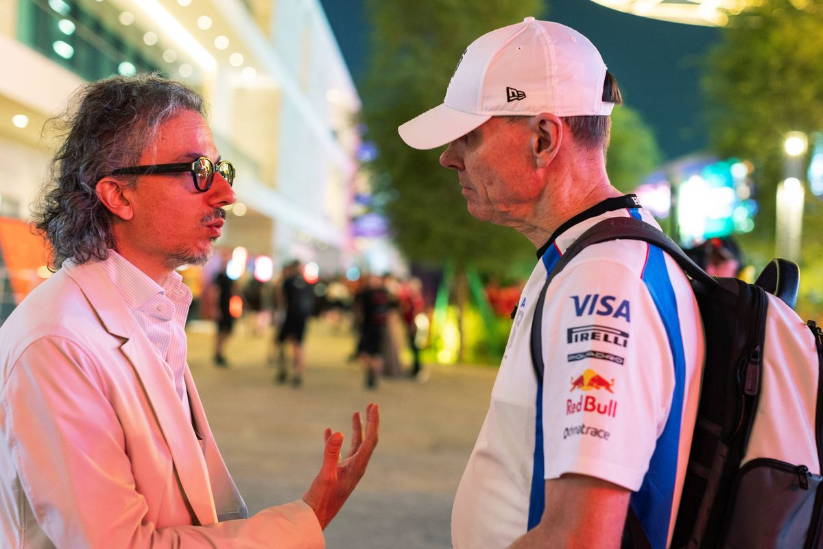 Racing Bulls-teambaas met vraagtekens over Verstappen: "Gaat Laurent voor een coureurswissel?"
