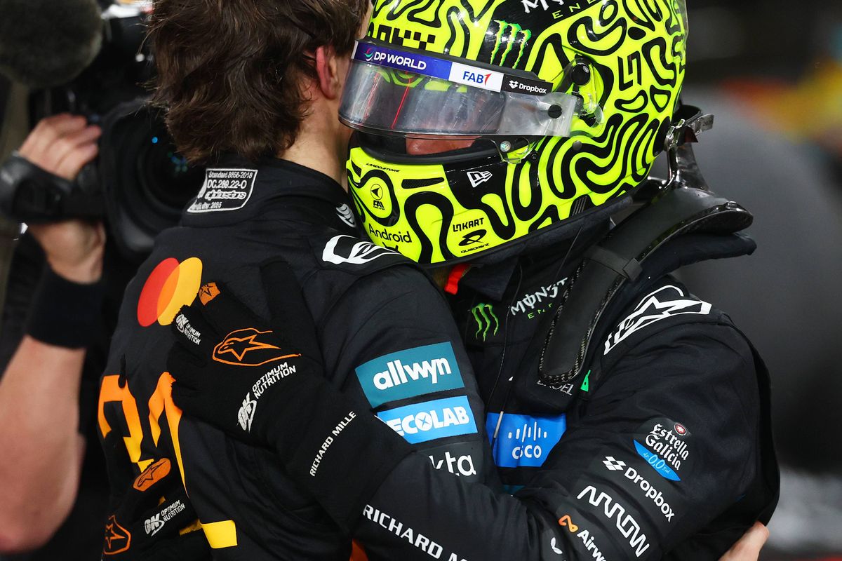 Schmidt ziet dat de risicovolle tactiek van McLaren heeft gewerkt: 'Maar het was wel krap'