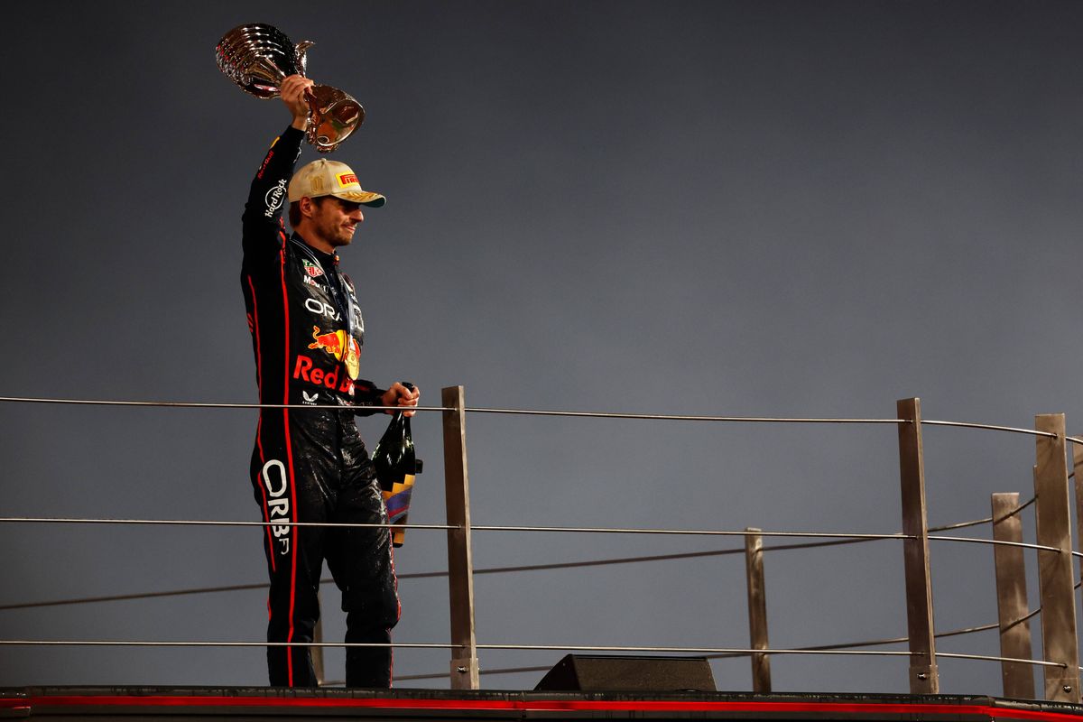 Buitenlandse media lyrisch: 'Verstappen wereldkampioen als het een populariteitsverkiezing was'