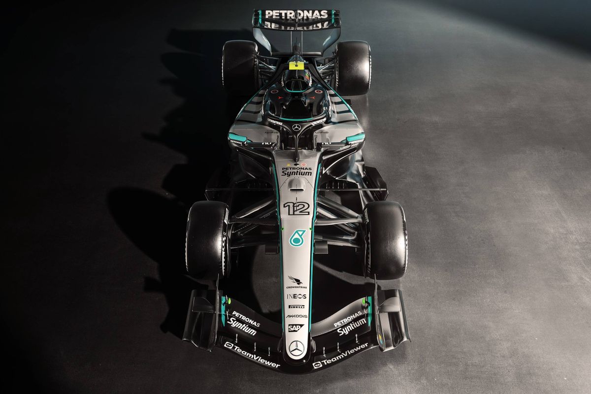 [Foto's] Mercedes presenteert officiële 2026-kleuren voor eventuele titeluitdager