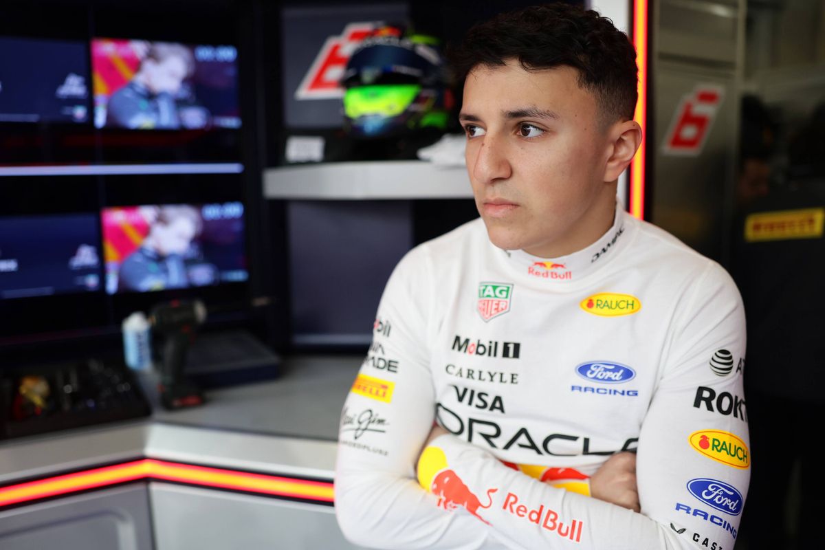Hadjar verklaart terugval Red Bull: 'Ze hebben het gewoon verprutst'