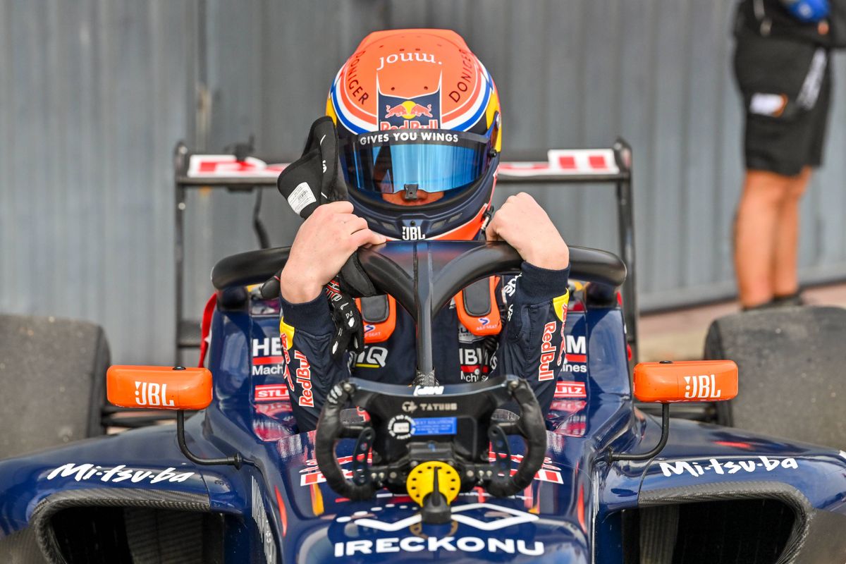 F1 in het kort | Groot succes voor Coronel in Spanje