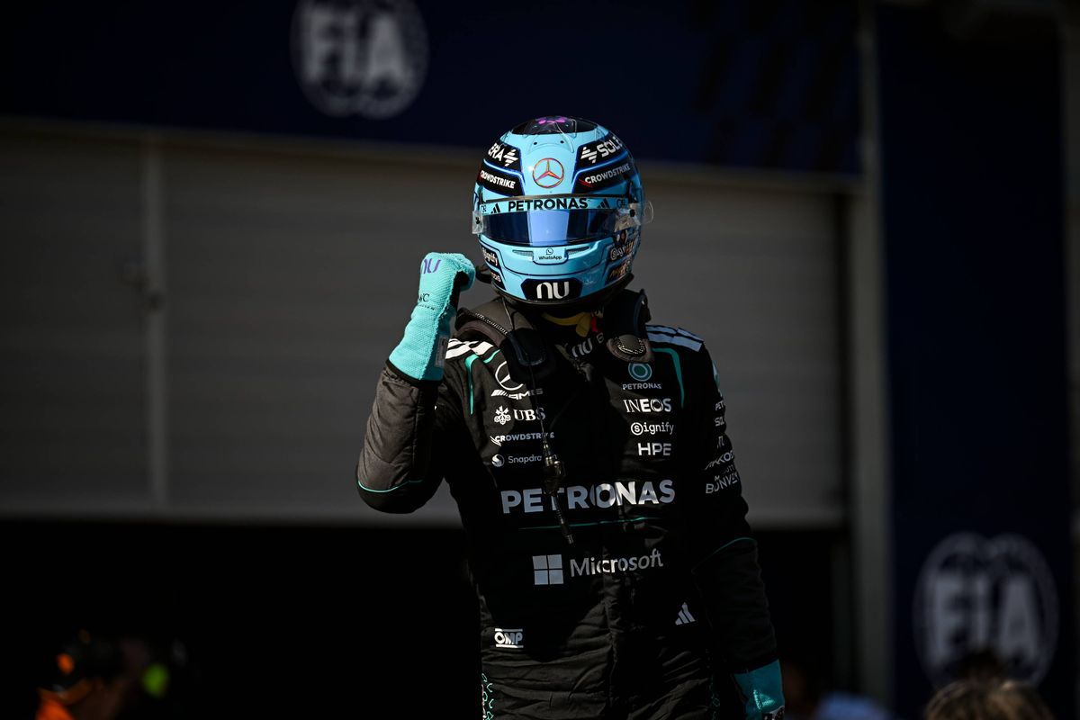 Verstappen grijpt nipt naast de overwinning na lange strijd met Mercedes