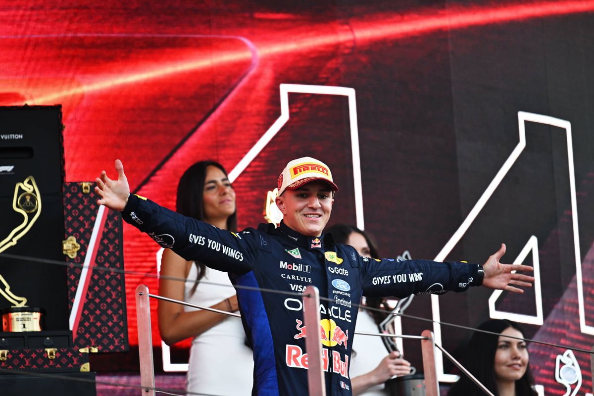 Oud-teambaas stelt dat Red Bull blij mag zijn ondanks pech Verstappen: "Dat was alweer even geleden"