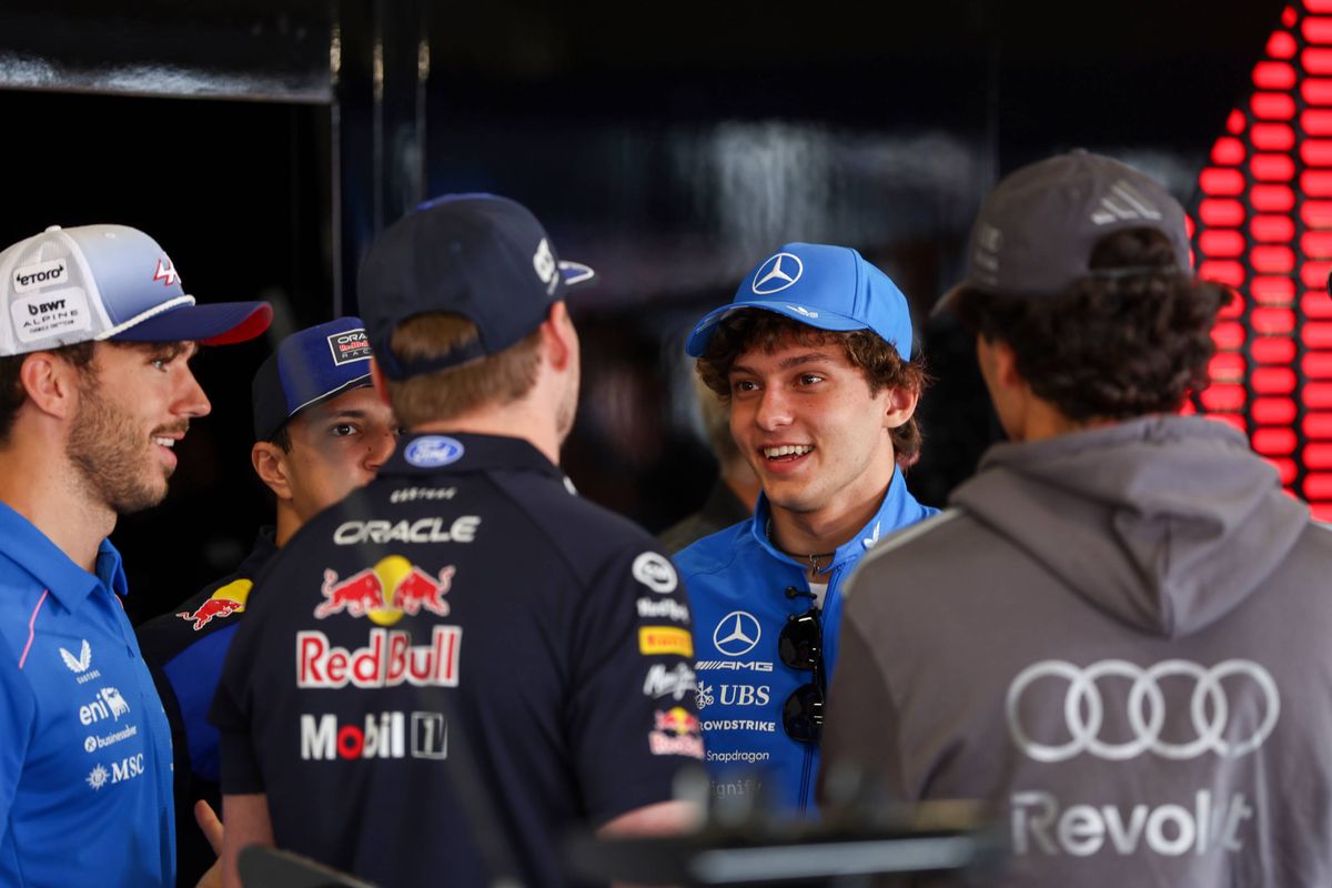 WK-stand | Antonelli slaat enorme slag, Verstappen nadert twee concurrenten