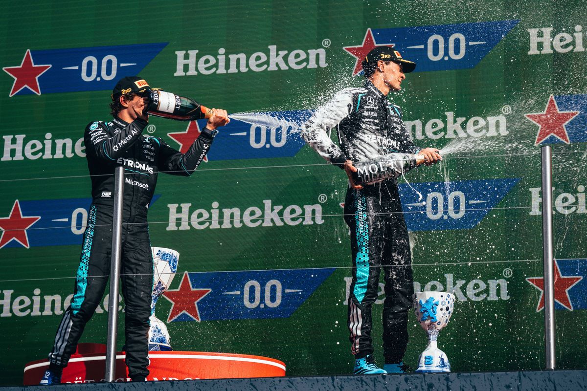 Russell onthult aanstaand Mercedes-spelletje: "Dat gaan we zeker doen"