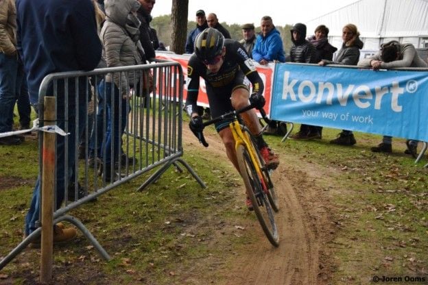 Hermans de betere van pechvogels Aerts en Pidcock bij Ethias cross Beringen