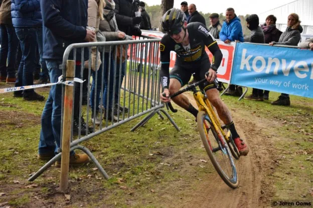 Interview | Van Kessel: 'De huidige situatie in de cross is niet gezond'