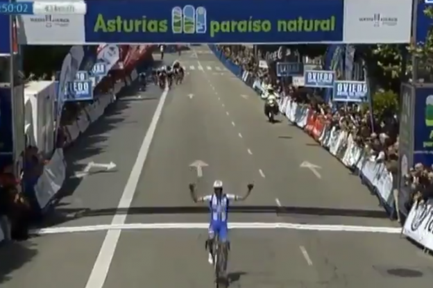 Pinto rijdt naar etappezege in Ronde van Asturië, Carapaz wint eindklassement