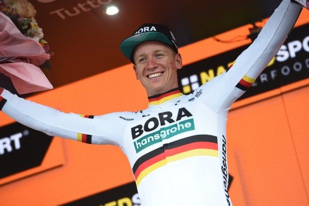 Etappe 5 Giro d'Italia | 'Twee sprints' Ackermann; 'Constant opletten' voor Roglic