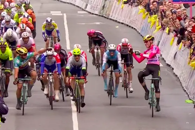 Dubbelslag Teunissen in Duinkerke na perfecte sprinttactiek Jumbo-Visma