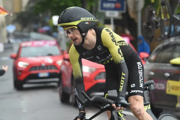 Geen verklaring voor instorten Yates in tijdrit: 'Slecht gevoel op de klim'