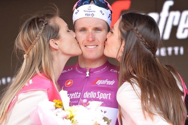 Etappe 18 Giro d'Italia | Demare verliest paars: 'Is een grote teleurstelling'