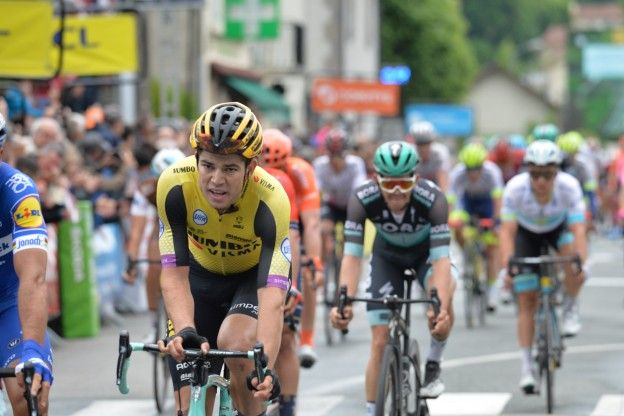 Etappe 1 Critérium du Dauphiné | Van Aert: 'Er had misschien meer ingezeten'