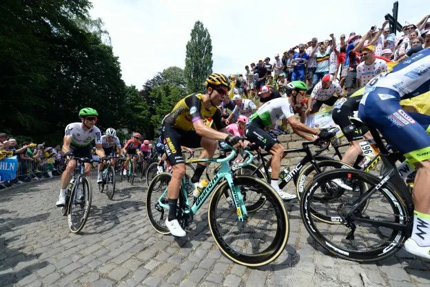 Sporza-verslaggever: 'Gevolgen zaak Van Aert kunnen wel eens groot zijn'