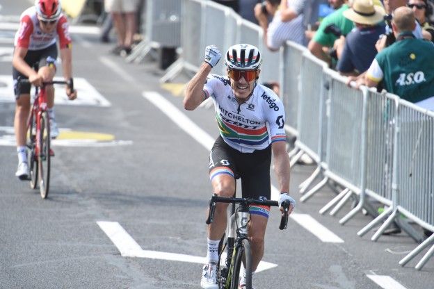 Mitchelton-Scott van Impey en Hamilton verdeelt en heerst in Czech Cycling Tour
