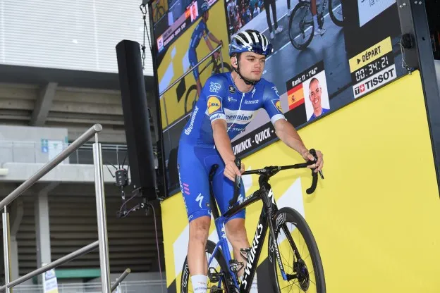 Ondertussen in het peloton | Roep om diskwalificatie DQS na gevaarlijke acties