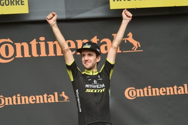 Chaves en Adam Yates voor ritzeges in Tour, Simon Yates wil Giro winnen