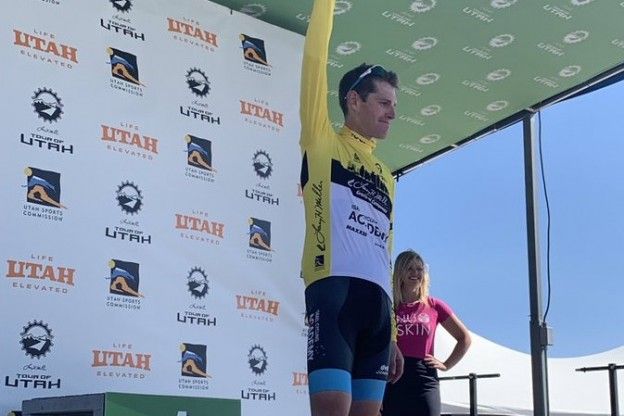 Hermans verrast met late aanval en wint ook derde etappe in Tour of Utah