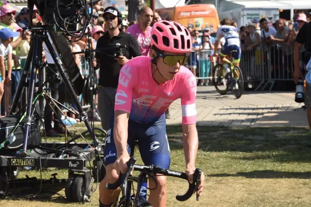 Schade na etappe 6: EF Education zwaar getroffen, Jumbo-Visma komt goed weg