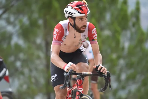 De Gendt plaatste omdat het nog kon een imponerende solo: ‘Voor de fans’