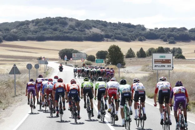 Tour de l'Avenir wordt geannuleerd: 'Hermetische zeepbel niet gegarandeerd'