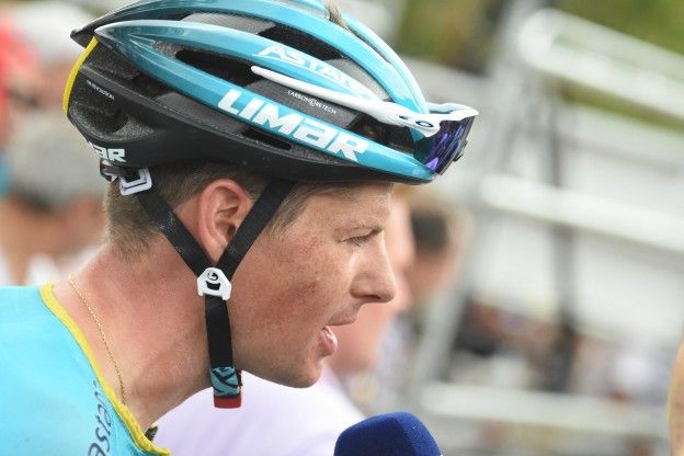 Giro d'Italia etappe 8 | Fuglsang op het gemakje: 'Dat zal zondag anders zijn'