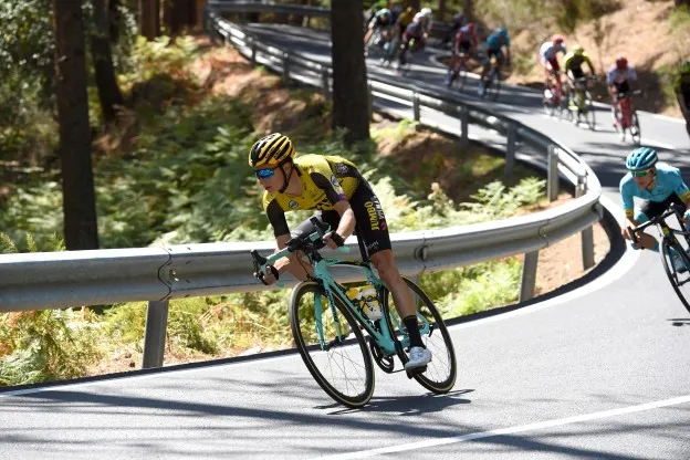 Aderlating voor Jumbo-Visma: klimtalent Powless tekent bij EF Education First