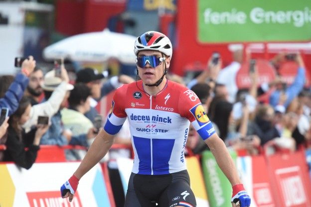 Jakobsen rijdt in de Giro in sterk sprintersveld: 'Als ik win, telt ie!'