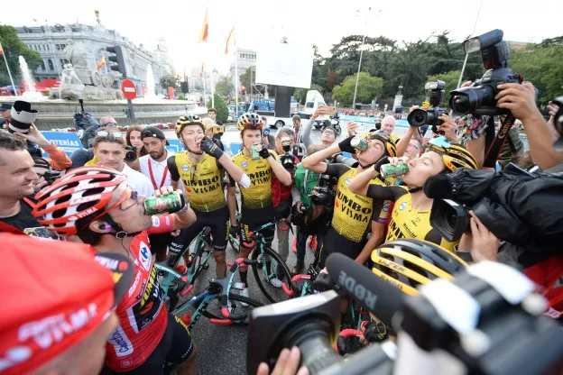 Team Jumbo-Visma 2020 met 27 renners angstaanjagend sterk, op alle fronten